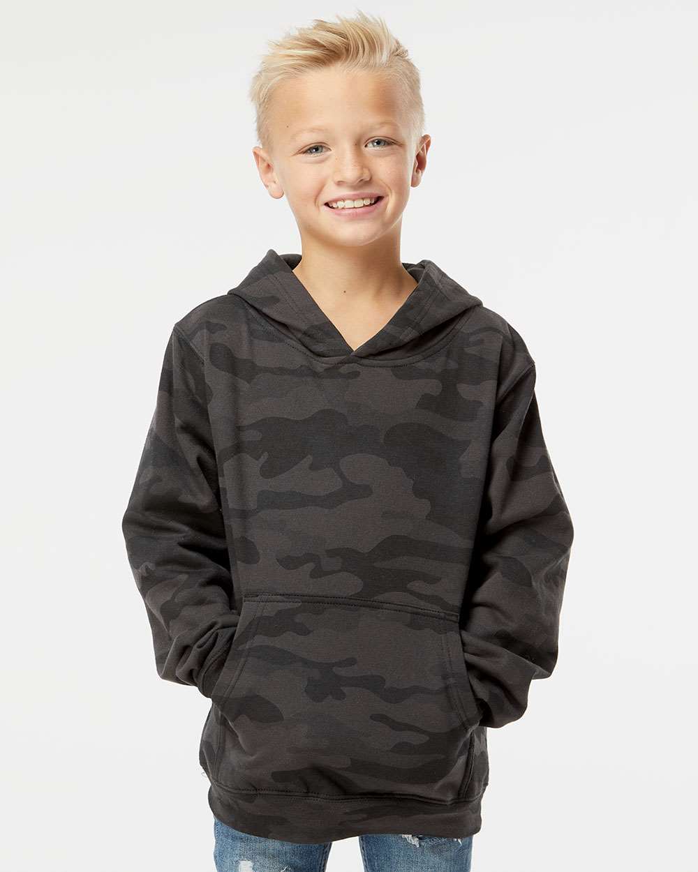 Independent Trading Co. SS4001Y | Youth Midweight Hooded Sweatshirt Black Camo OnModel_Front